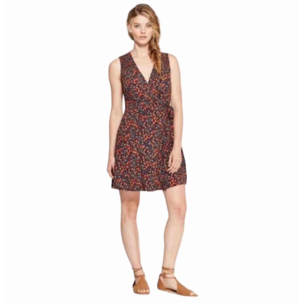 Universal Thread Wrap Dress Floral Red and Black Sleeveless Size S